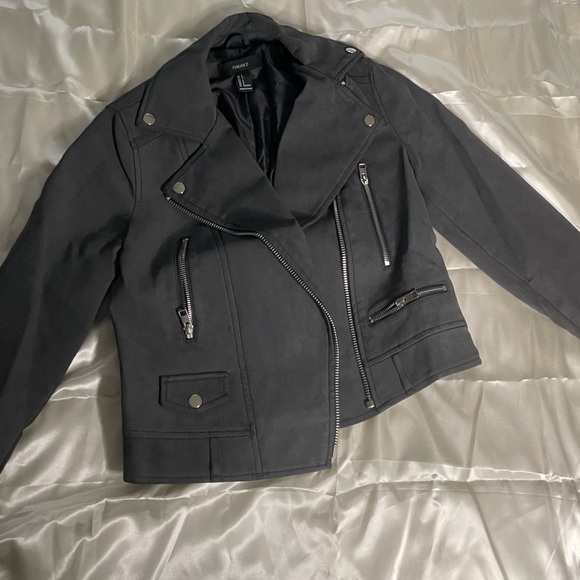 Moto style jacket (not leather) - Picture 2 of 9